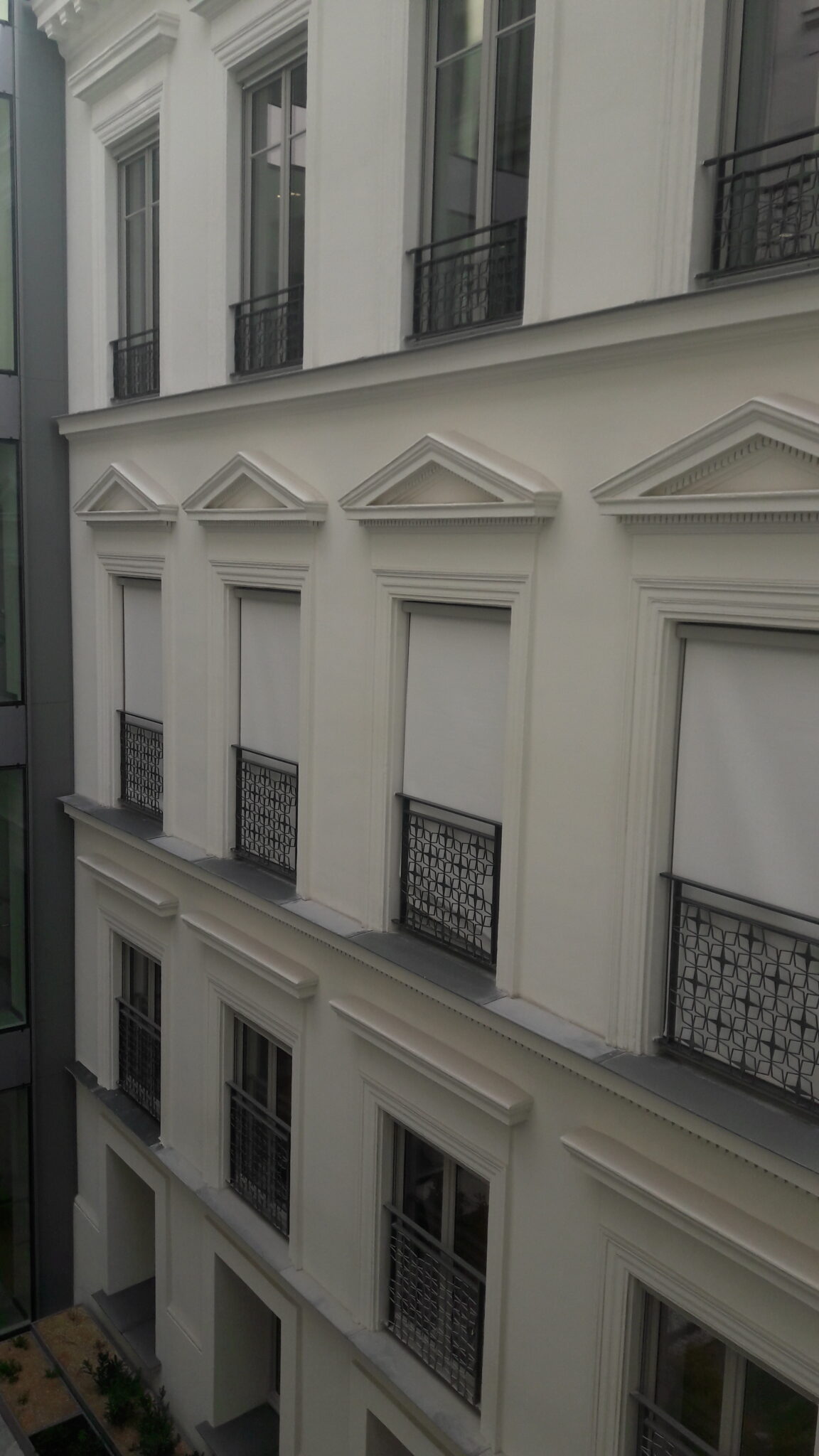 Paris – Stores coffres – Le Shift